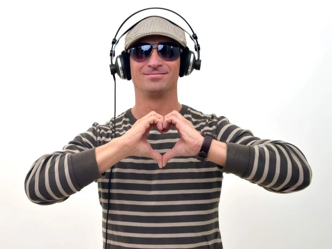 Ban DJ